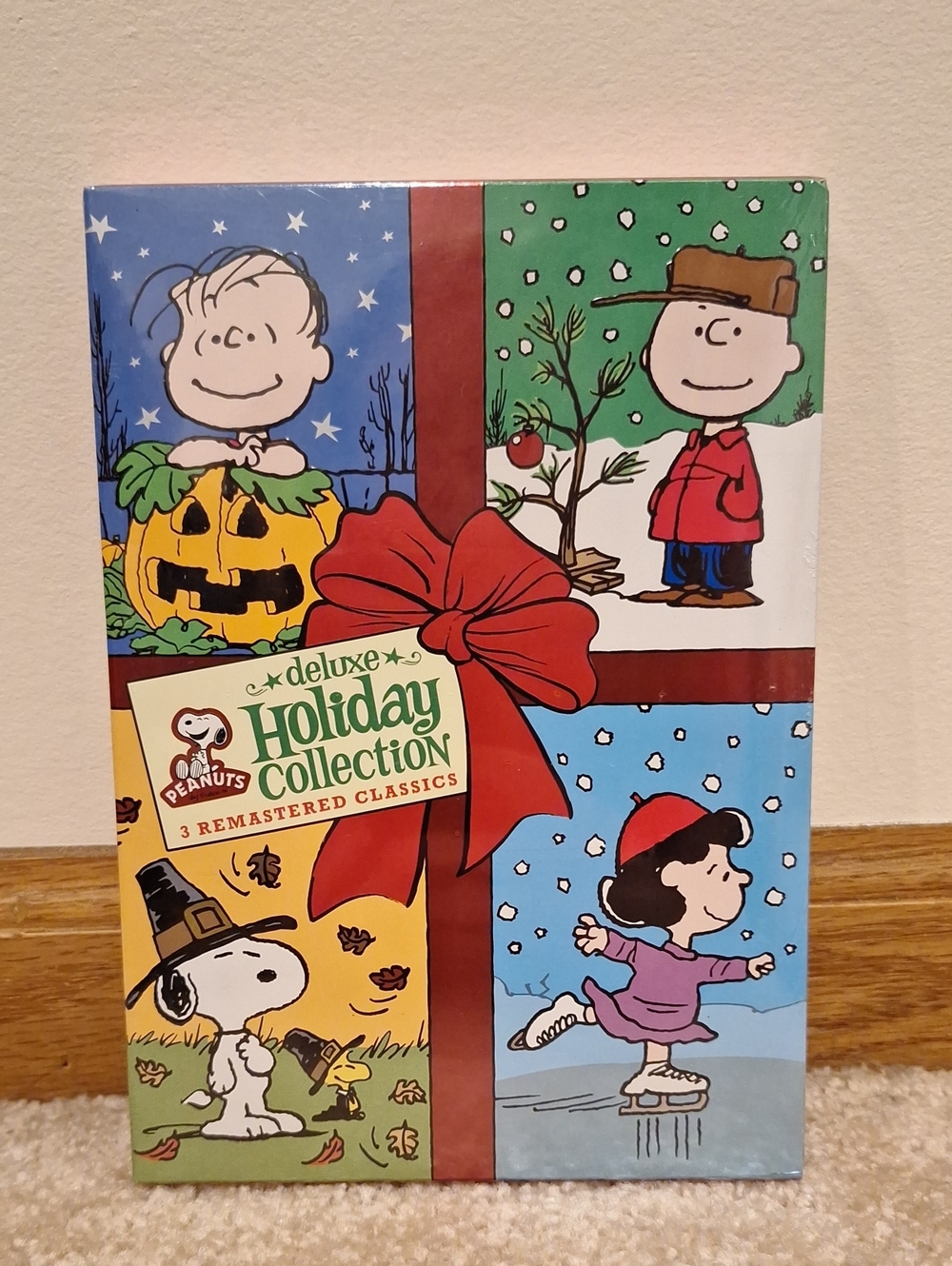 Peanuts Holiday Collection Deluxe DVD Set